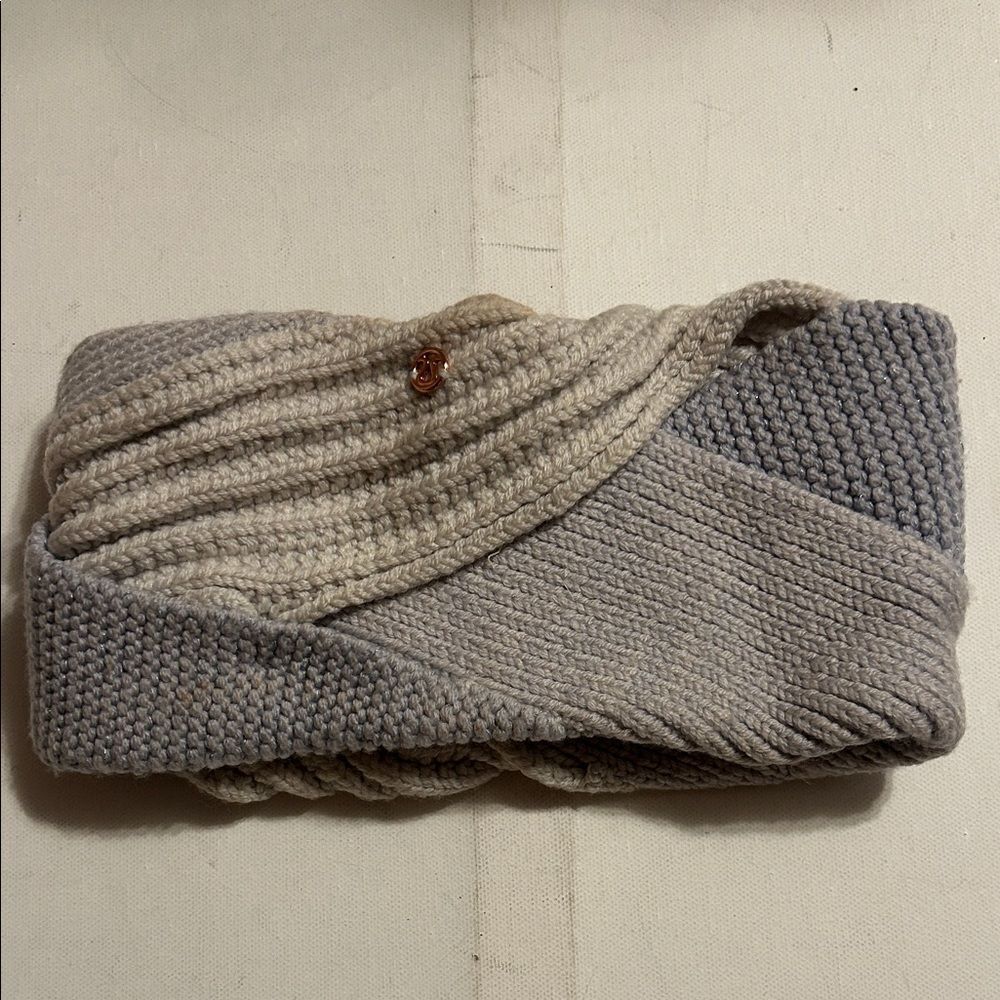 lululemon athletica Gray and Cream Knit Headband